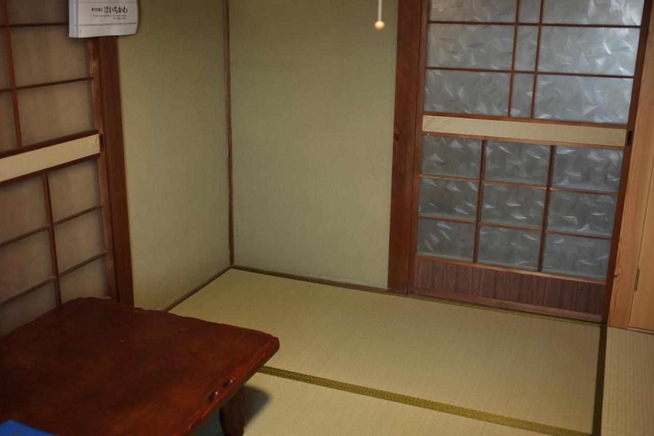 Hojo Suigun Youth Hostel Matsuyama  Exterior photo